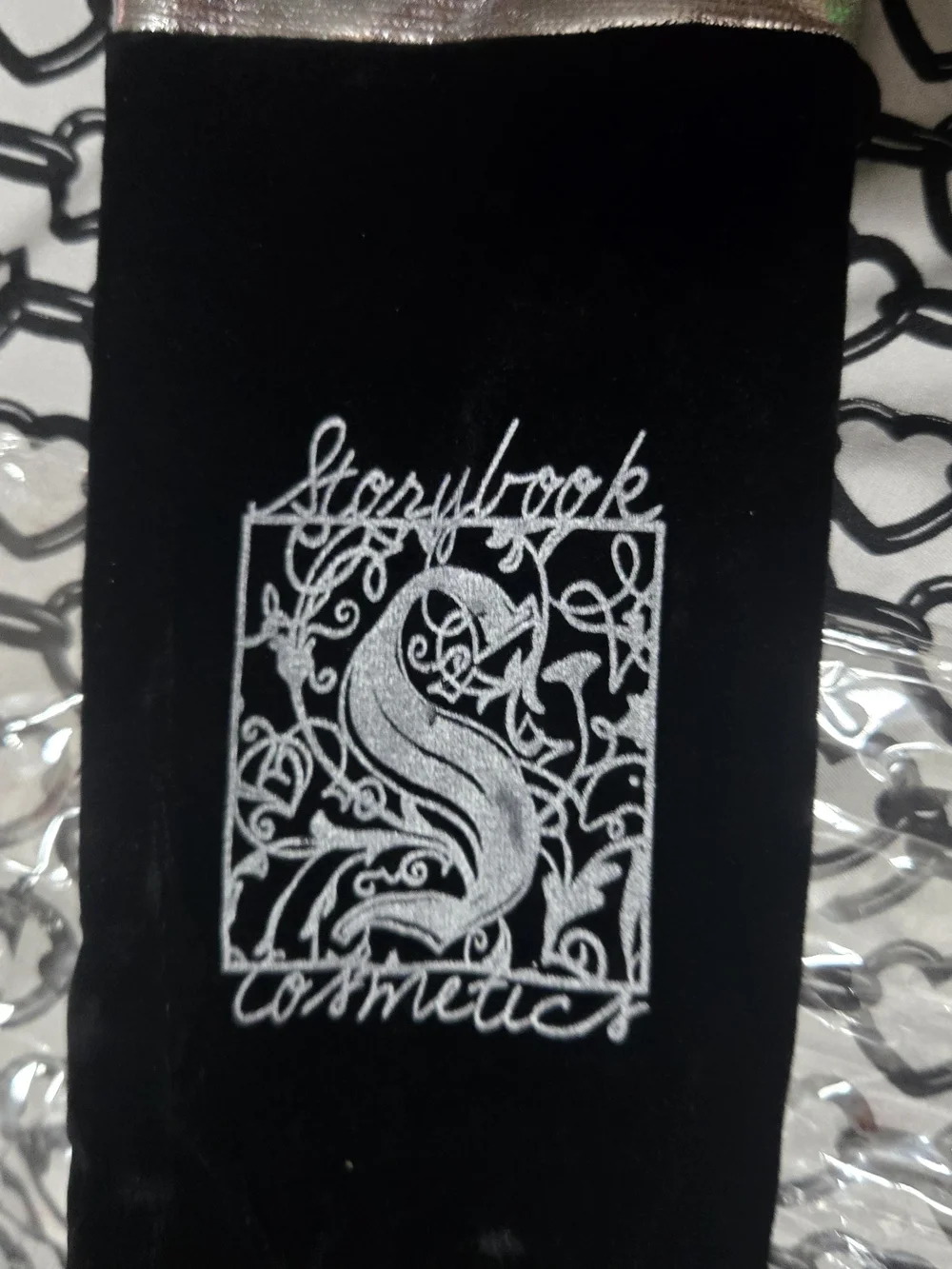 Storybook Cosmetics Metal Makeup Brush Set Nwot